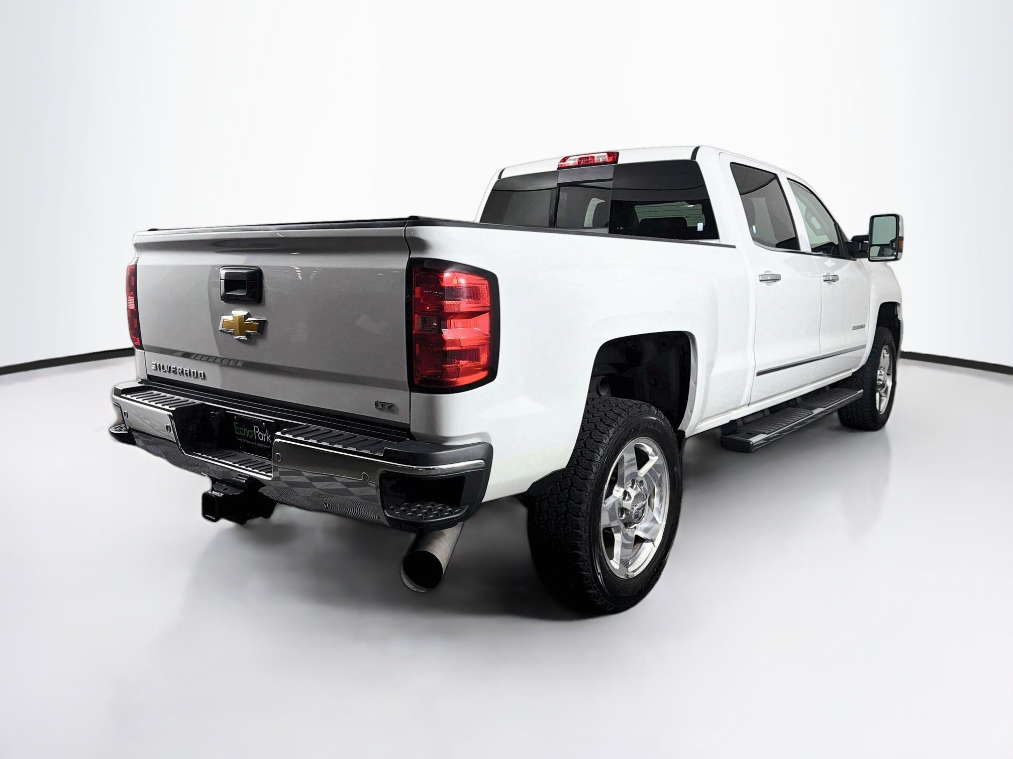 Used 2015 Chevrolet Silverado 2500 LTZ w/ Duramax Plus Package RWD image 9