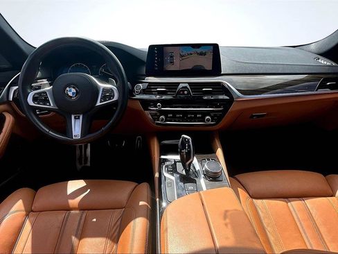 Used 2019 BMW M550i xDrive AWD/4WD image 7