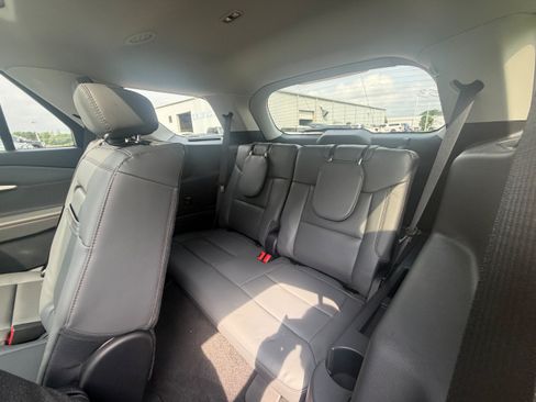 New 2026 Ford Explorer Active w/ Active Comfort Package AWD/4WD image 11