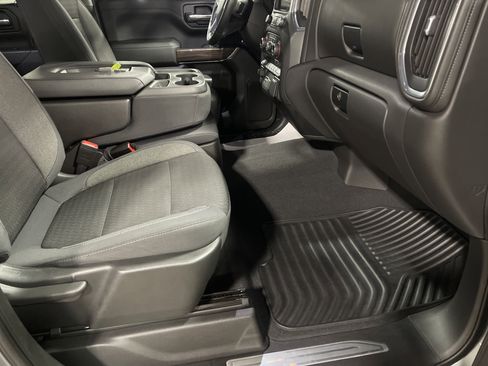 Used 2019 Chevrolet Silverado 1500 LT w/ All-Star Edition image 14