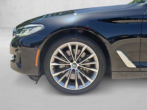 Used 2023 BMW 530i w/ Convenience Package RWD image 22