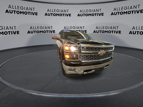 Used 2015 Chevrolet Silverado 1500 LTZ w/ LTZ Plus Package AWD/4WD image 4