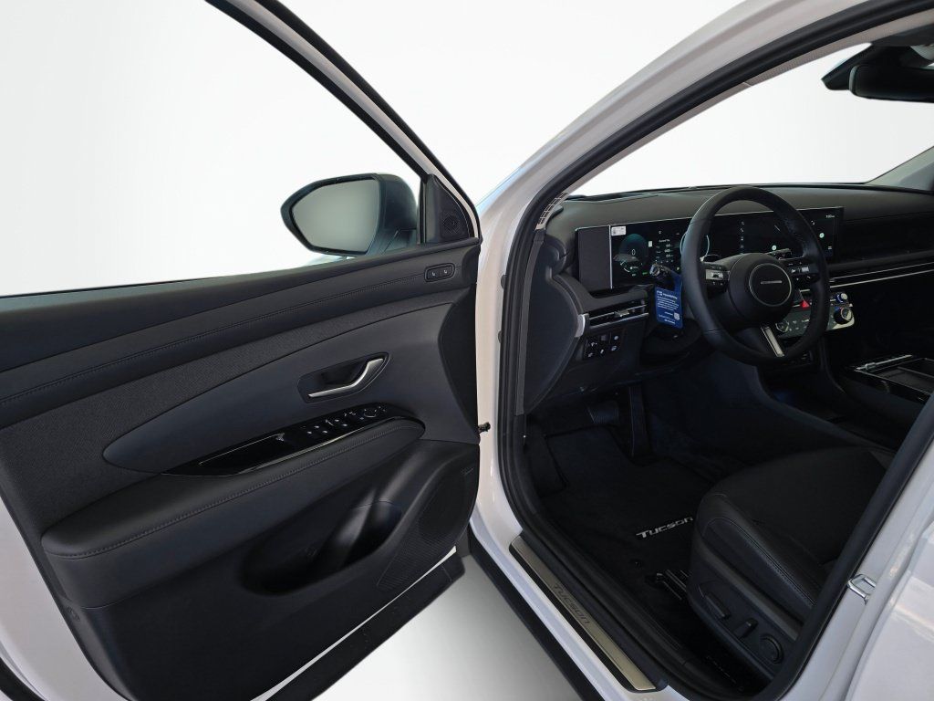 New 2026 Hyundai Tucson Limited AWD/4WD image 32