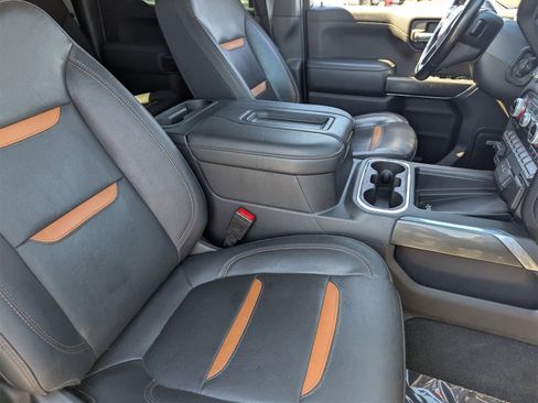 Used 2021 GMC Sierra 1500 AT4 w/ AT4 Premium Package image 11