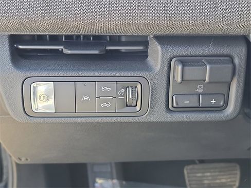 New 2026 GMC Sierra EV Elevation w/ LPO, Elevation Dark Package image 8