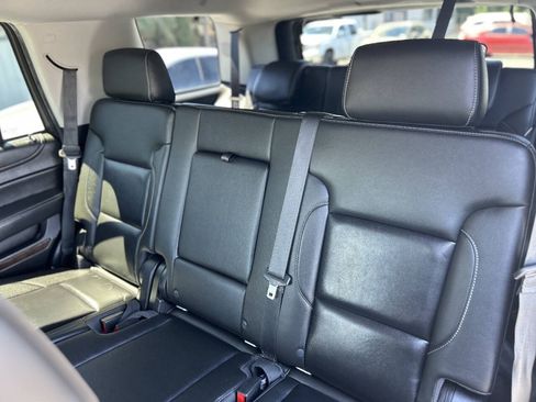 Used 2018 Chevrolet Tahoe LT w/ LT Signature Package AWD/4WD image 21