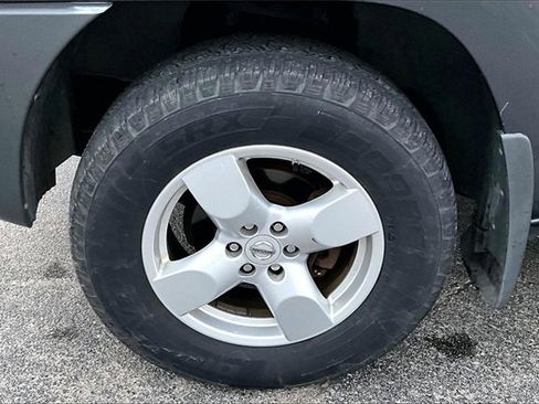 Used 2008 Nissan Xterra SE w/ Supplemental Air Bag Pkg image 33