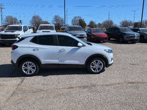 Used 2023 Buick Encore GX Preferred w/ Cold Weather Comfort Package image 16