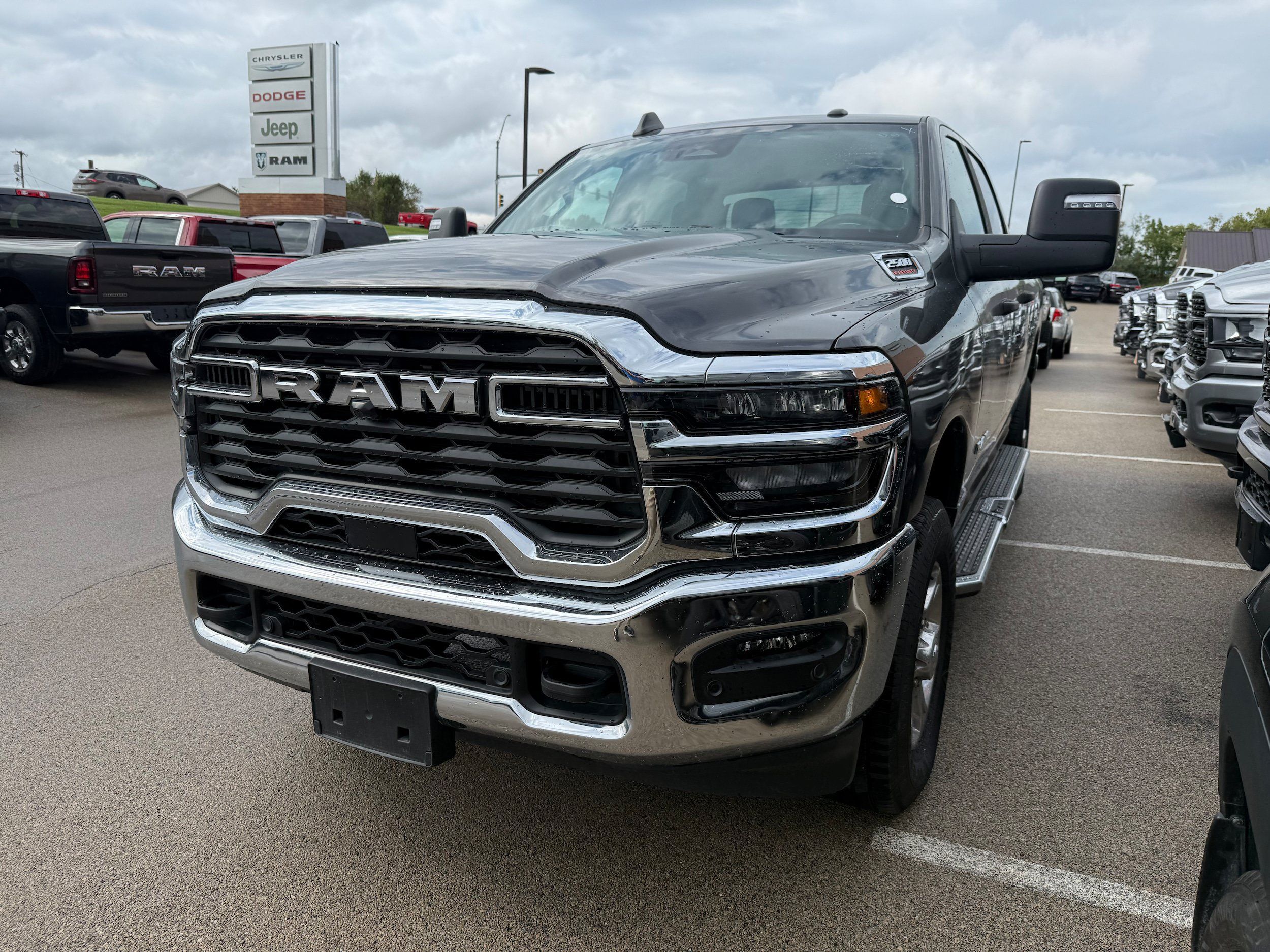 Certified 2026 RAM 2500 Big Horn AWD/4WD image 3