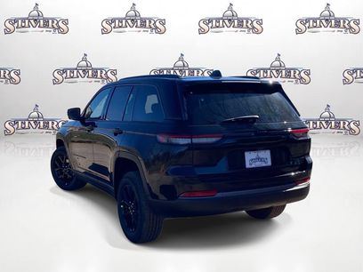 New 2026 Jeep Grand Cherokee Limited w/ Limited Altitude Package