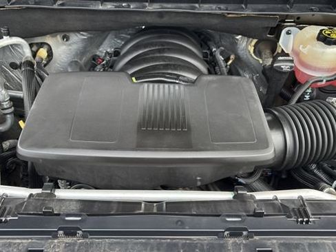 Used 2019 Chevrolet Silverado 1500 LTZ w/ LTZ Premium Package AWD/4WD image 26
