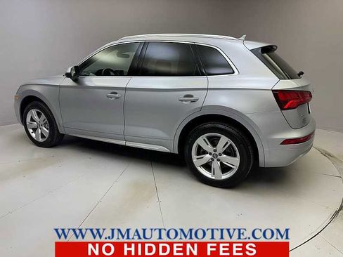 Used 2019 Audi Q5 2.0T Premium w/ Convenience Package image 3