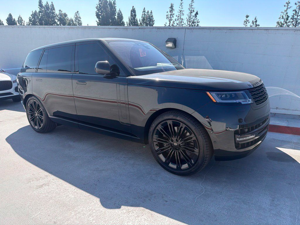 Used 2023 Land Rover Range Rover Long Wheelbase Autobiography AWD/4WD image 2