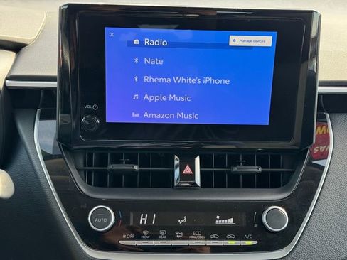 Used 2024 Toyota Corolla LE image 21