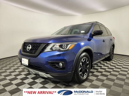 Used 2019 Nissan Pathfinder SL w/ Rock Creek Edition FWD image 1