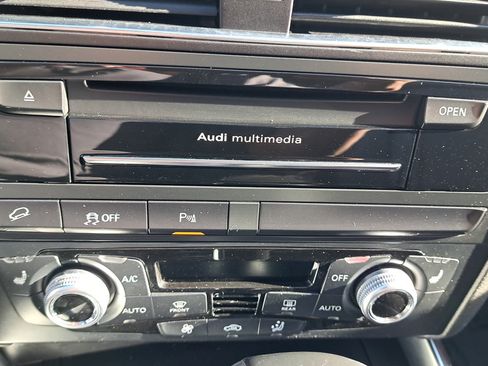 Used 2017 Audi Q5 2.0T Premium Plus w/ Technology Package AWD/4WD image 14