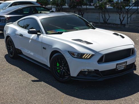 Used 2016 Ford Mustang GT Premium RWD image 2