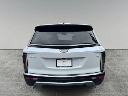 New 2027 Cadillac Vistiq Sport AWD/4WD image 4