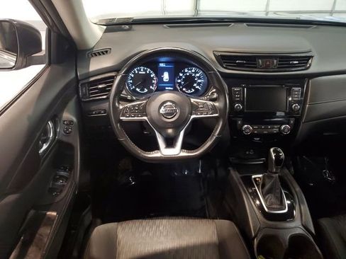 Used 2019 Nissan Rogue SV AWD/4WD image 13