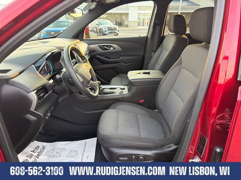 Used 2023 Chevrolet Traverse LT w/ Midnight/Sport Edition AWD/4WD image 9