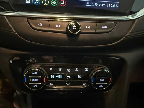 Used 2023 Buick Encore GX Essence w/ Experience Buick Package AWD/4WD image 33