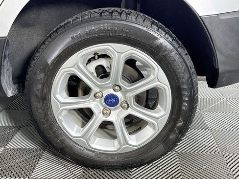 Used 2020 Ford EcoSport SE image 36