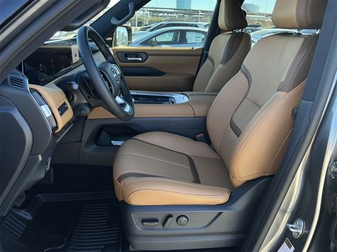 New 2026 Nissan Armada SL image 15