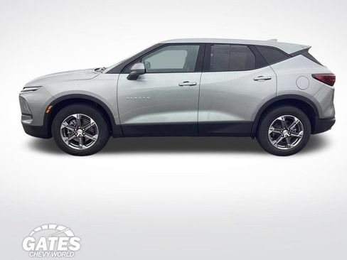 Used 2025 Chevrolet Blazer LT AWD/4WD image 6