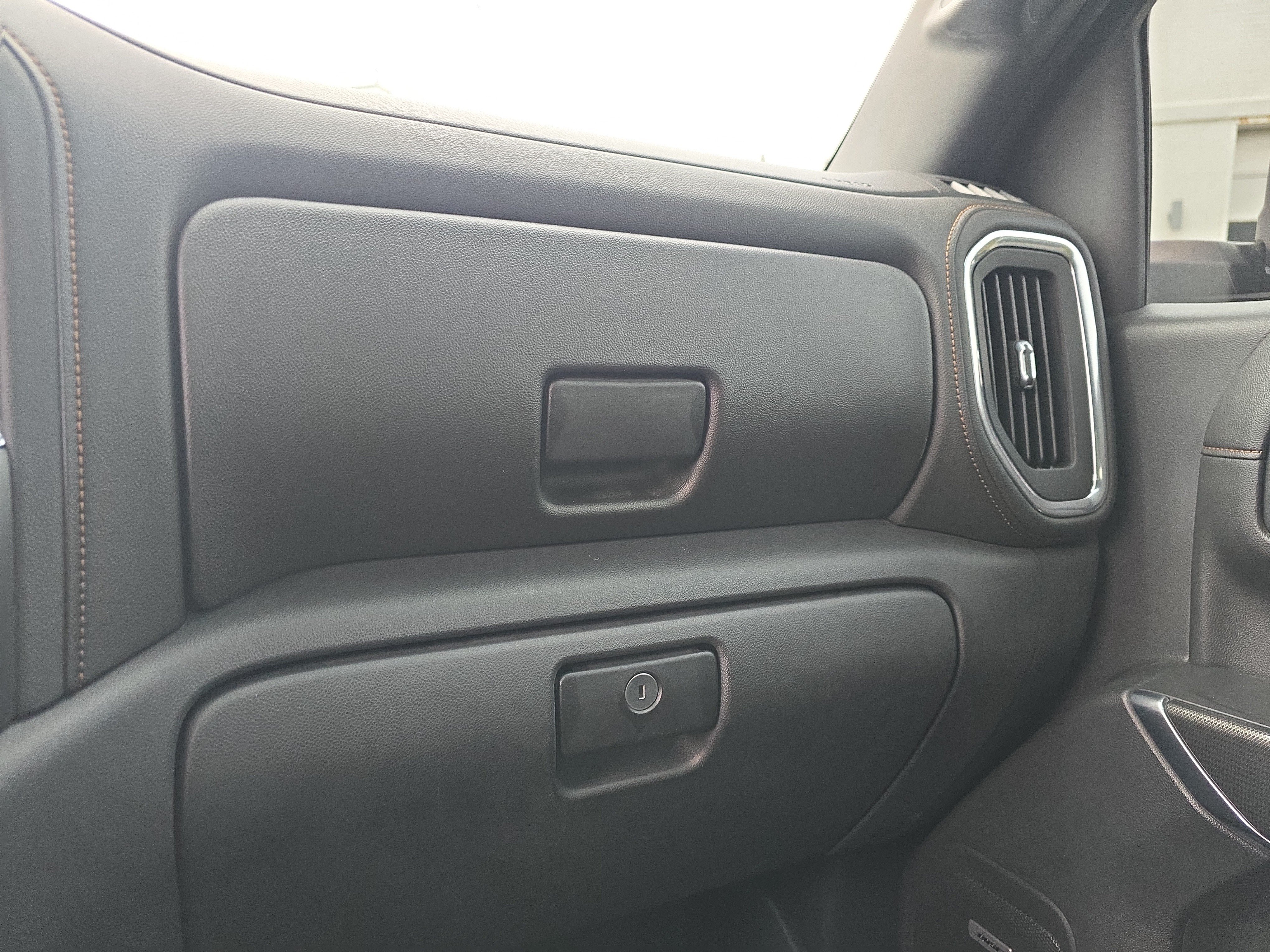 Used 2020 GMC Sierra 1500 AT4 w/ AT4 Premium Package AWD/4WD image 42