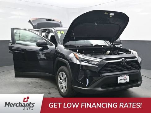 Used 2024 Toyota RAV4 LE AWD/4WD image 37