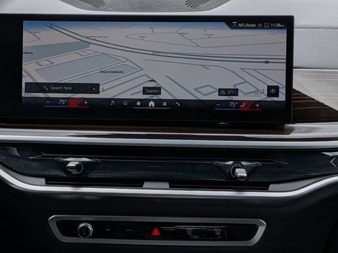 Certified 2025 BMW X6 xDrive40i w/ Climate Comfort Package image 13