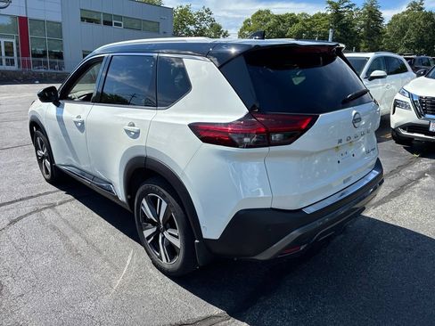 Certified 2023 Nissan Rogue SL w/ SL Premium Package AWD/4WD image 5