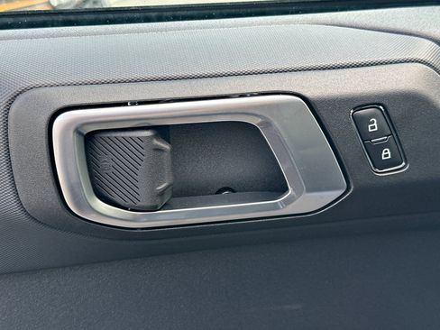 New 2025 Ford Bronco Big Bend image 11