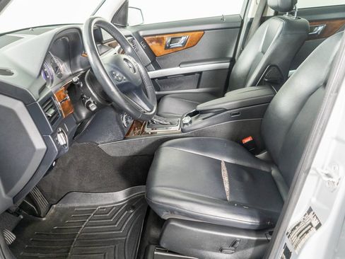 Used 2011 Mercedes-Benz GLK 350 4MATIC image 10