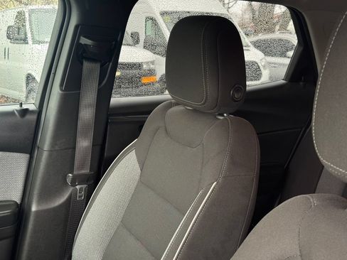 Used 2025 Chevrolet TrailBlazer LT AWD/4WD image 22