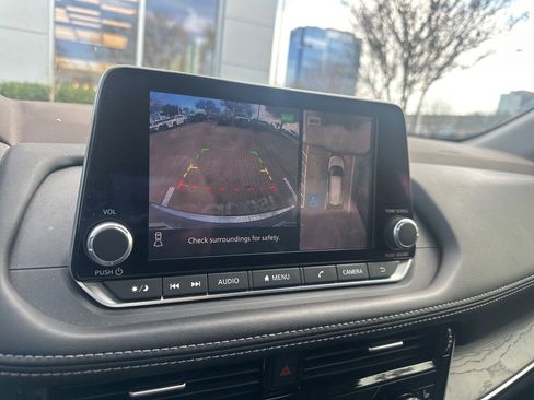 Certified 2021 Nissan Rogue SL image 9