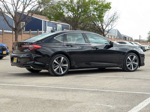 Certified 2025 Acura TLX w/ Technology Package image 4