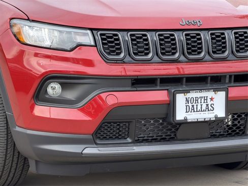New 2026 Jeep Compass Latitude image 7