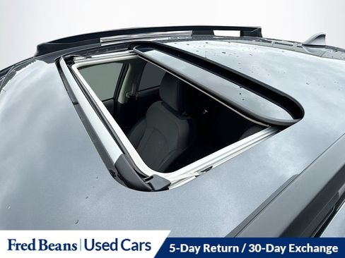Used 2025 Subaru Crosstrek 2.5i Premium AWD/4WD image 29