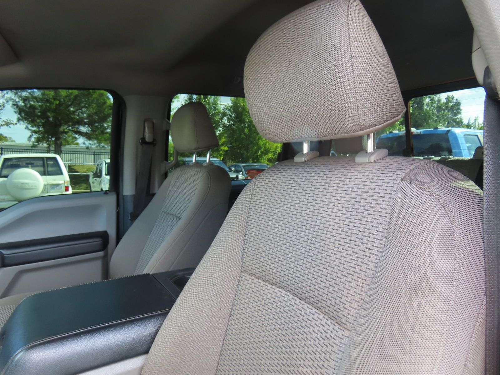 Used 2022 Ford F350 XLT w/ Black Appearance Package AWD/4WD image 29