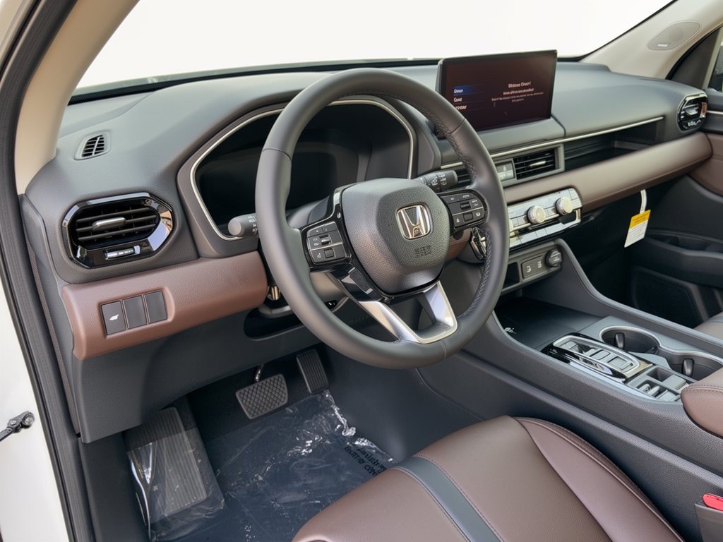 New 2026 Honda Pilot Touring image 4