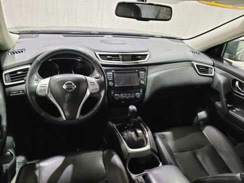 Used 2015 Nissan Rogue SL image 4