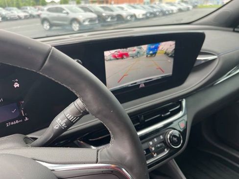 Used 2025 Buick Envista Sport Touring w/ Convenience I Package FWD image 21