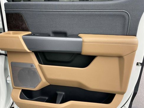 Used 2023 Ford F250 Lariat w/ Tremor Off-Road Package image 18