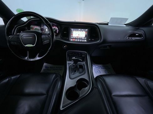 Used 2022 Dodge Challenger GT w/ Blacktop Package image 19