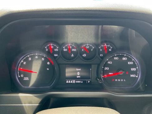 Used 2025 Chevrolet Silverado 2500 Custom w/ Custom Value Package AWD/4WD image 4