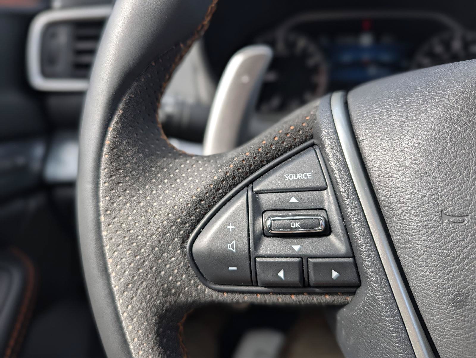 Used 2023 Nissan Maxima SR w/ Sport Mat Group FWD image 26