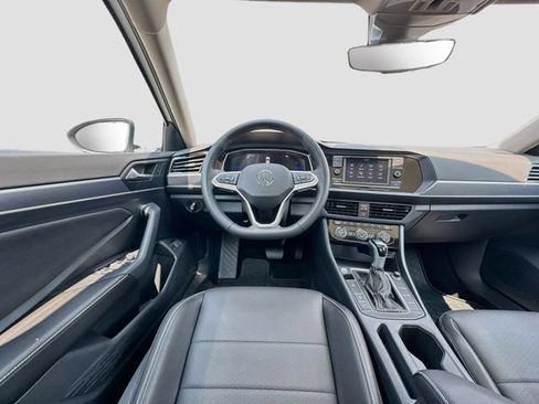 Used 2023 Volkswagen Jetta SE FWD image 28