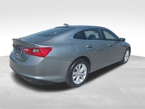 Used 2025 Chevrolet Malibu LT FWD image 6