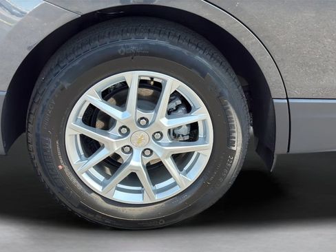 Used 2022 Chevrolet Equinox LS w/ LS Convenience Package FWD image 24